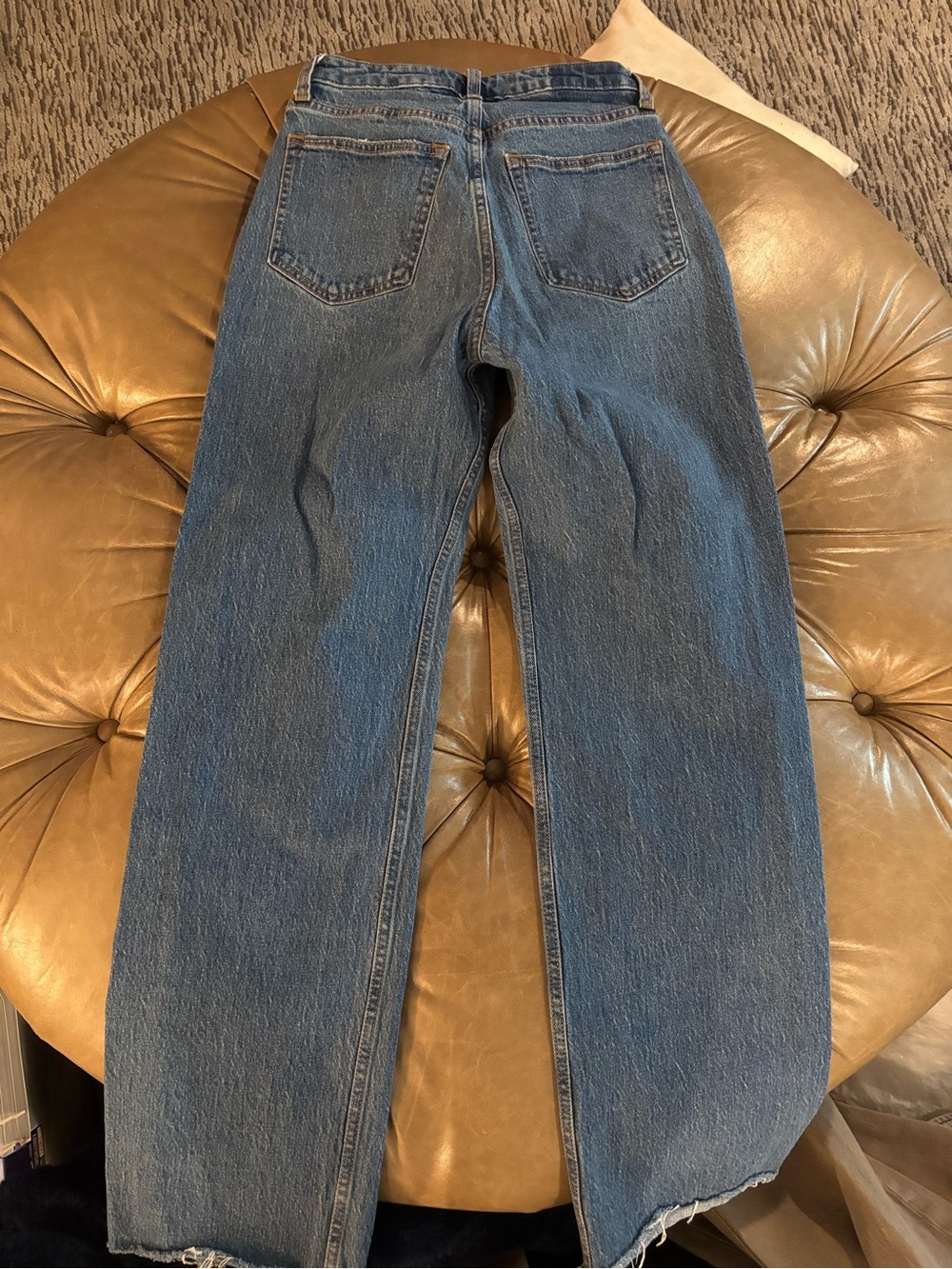Abercrombie & Fitch Relaxed Straight-Leg Blue Denim Jeans - Picture 3 of 3